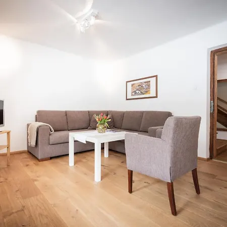 Berghof Domek alpejski *