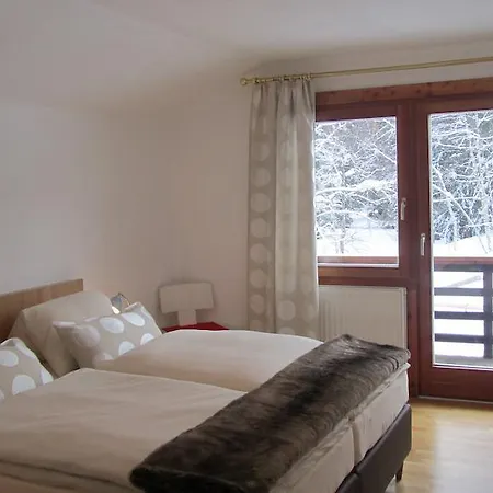 Domek alpejski Berghof Seefeld w Tirolu